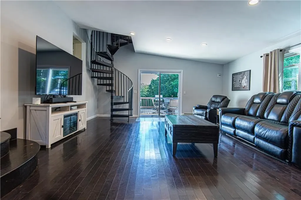 180 Elena Street Cranston RI 02920