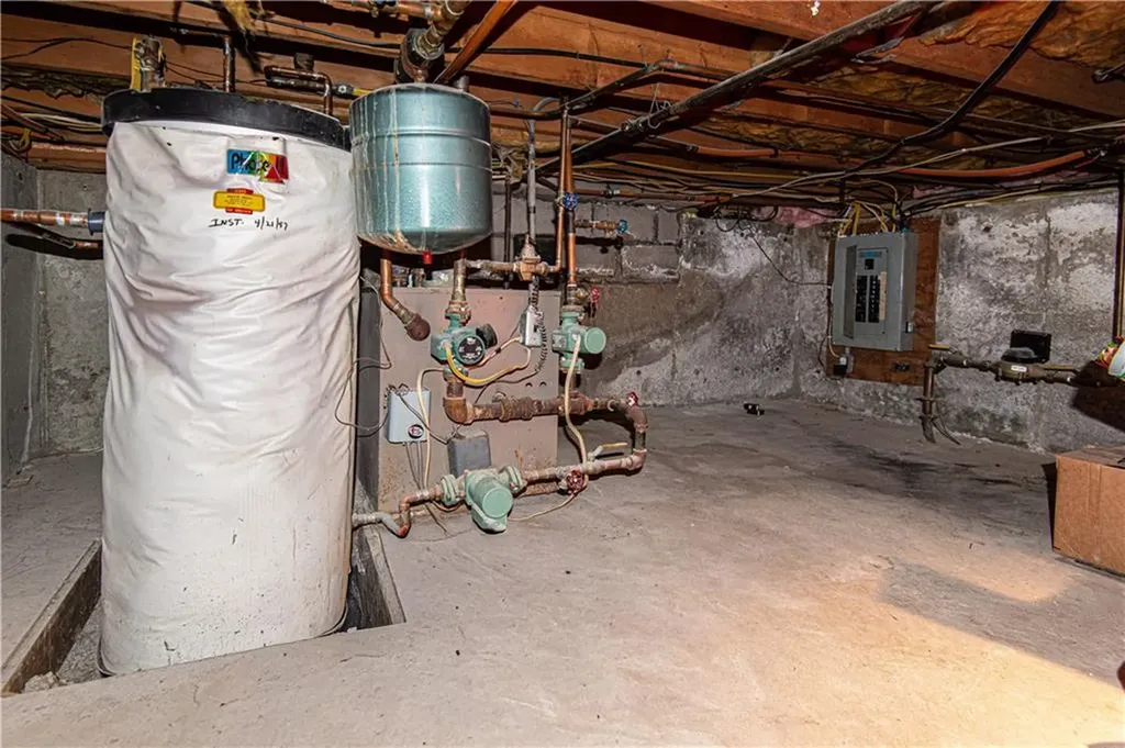 180 Elena Street Cranston RI 02920