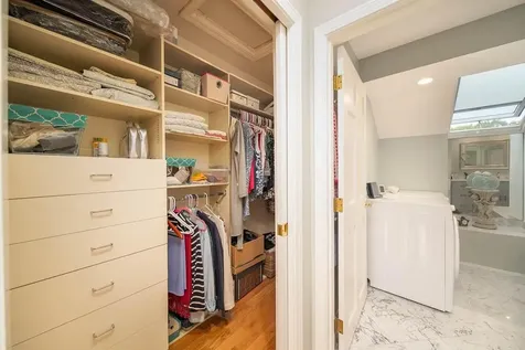 152 Crompton Avenue East Greenwich RI 02818