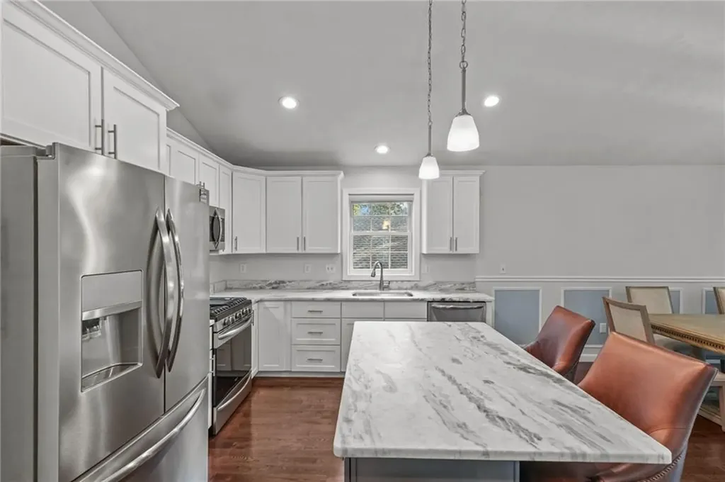 611 Pleasant Valley Parkway Providence RI 02908
