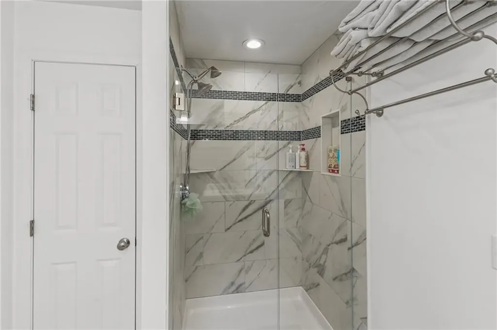 611 Pleasant Valley Parkway Providence RI 02908