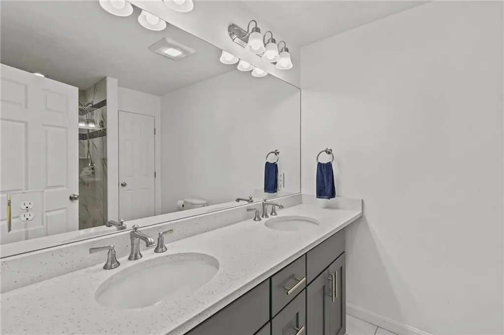 611 Pleasant Valley Parkway Providence RI 02908
