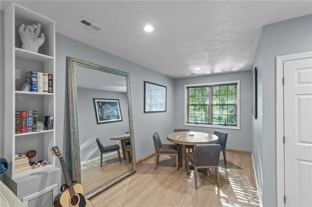 611 Pleasant Valley Parkway Providence RI 02908