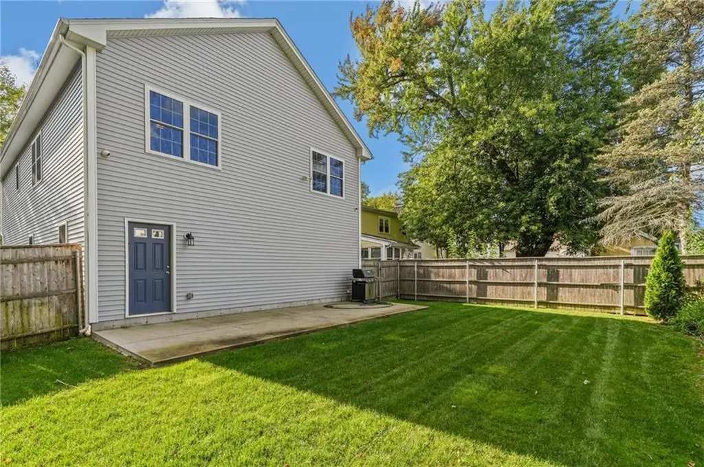 611 Pleasant Valley Parkway Providence RI 02908