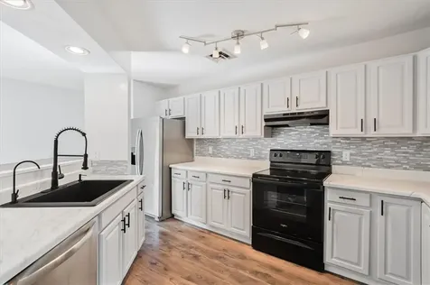 447 Stafford Road Tiverton RI 02878