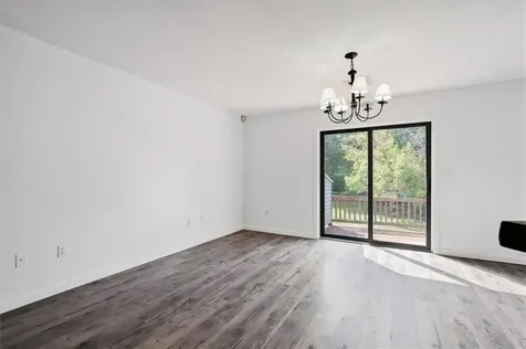 447 Stafford Road Tiverton RI 02878