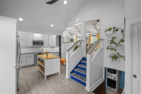 30 Eldredge Avenue East Greenwich RI 02818