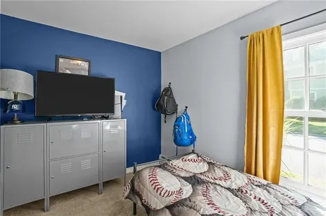 30 Eldredge Avenue East Greenwich RI 02818