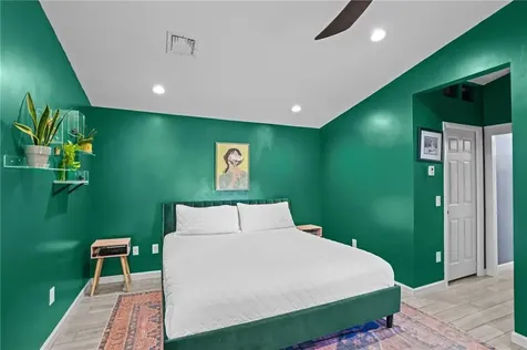 30 Eldredge Avenue East Greenwich RI 02818