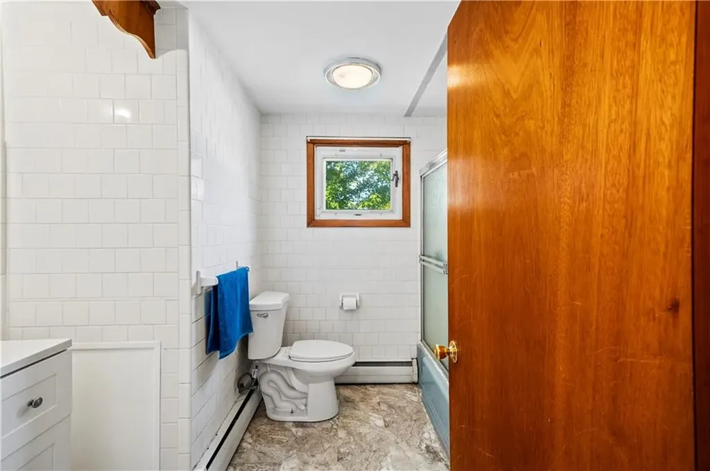 131 Woodland Avenue Cranston RI 02920