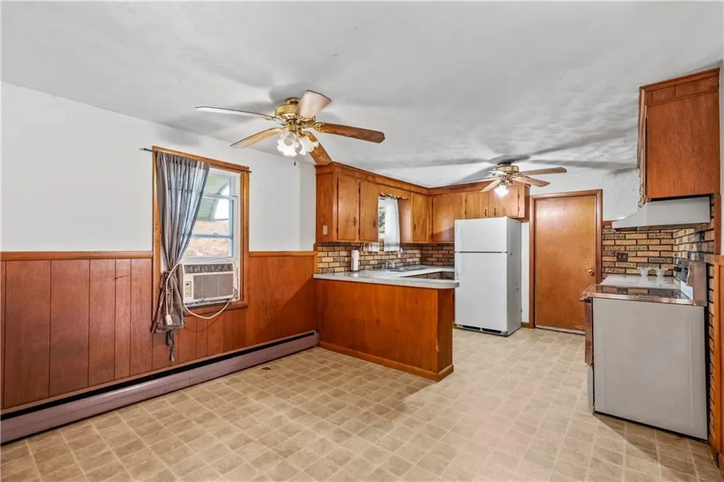 131 Woodland Avenue Cranston RI 02920