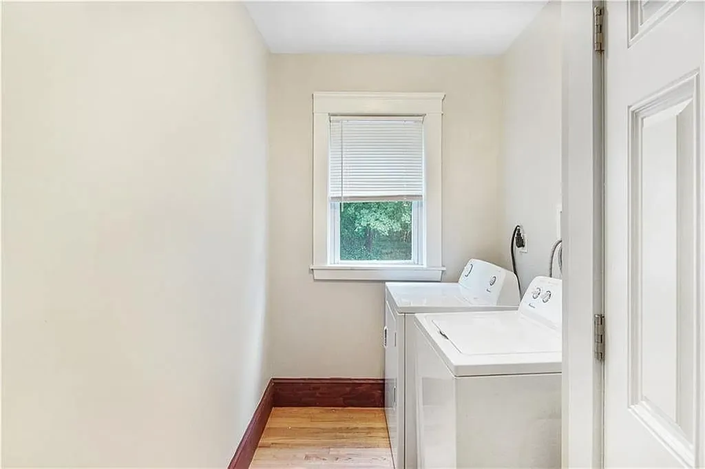 1012 Narragansett Boulevard Providence RI 02905