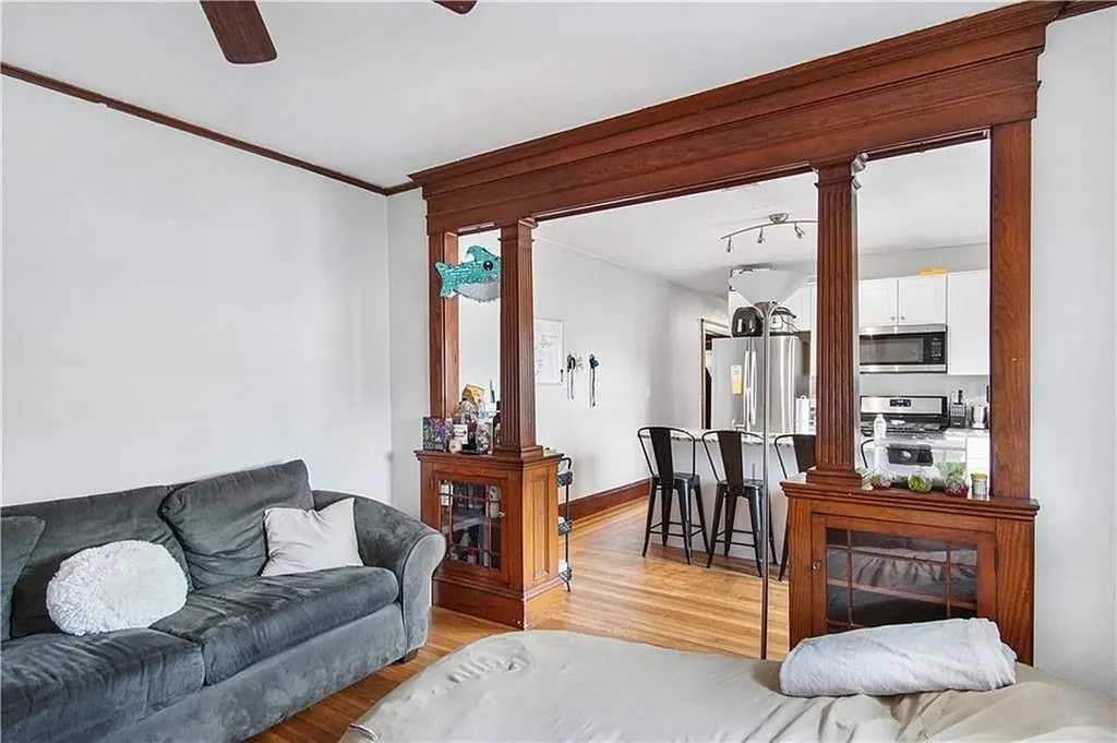 1012 Narragansett Boulevard Providence RI 02905