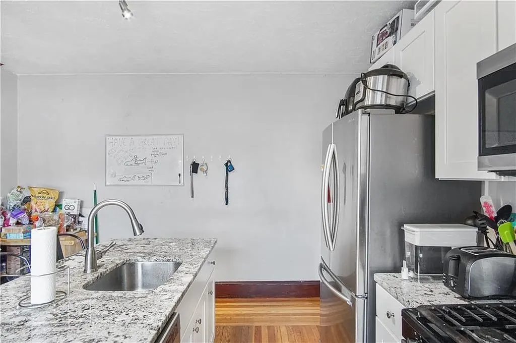 1012 Narragansett Boulevard Providence RI 02905