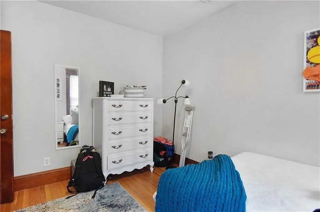 1012 Narragansett Boulevard Providence RI 02905