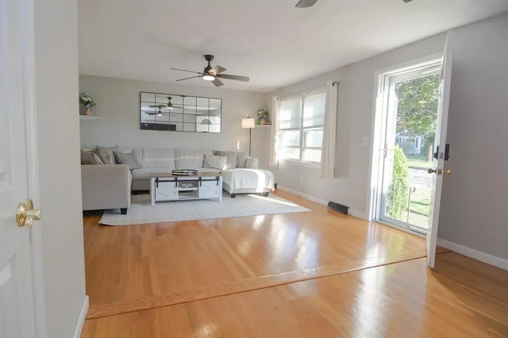 444 Knollwood Drive Woonsocket RI 02895