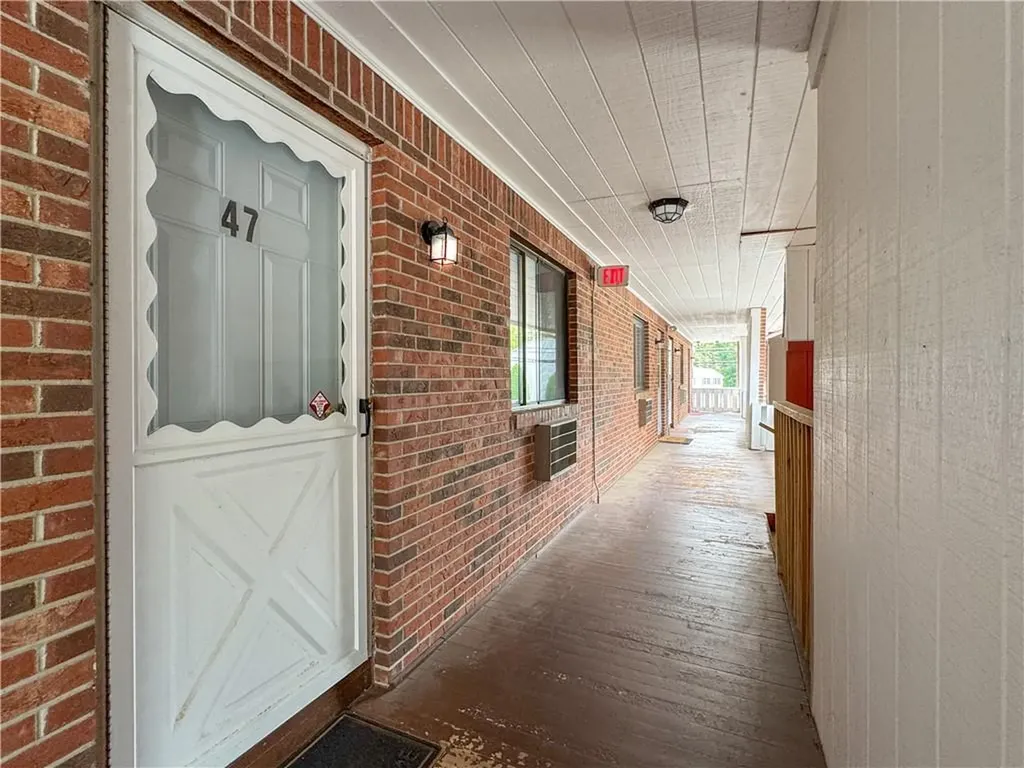 567 Smithfield Road North Providence RI 02904