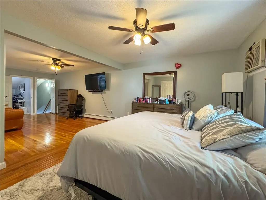 567 Smithfield Road North Providence RI 02904