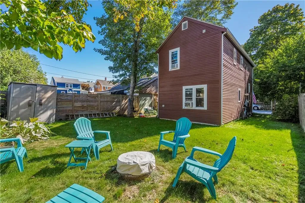 46 Thurston Avenue Newport RI 02840