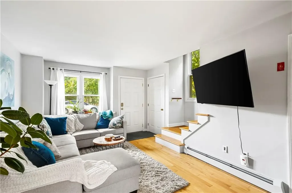 46 Thurston Avenue Newport RI 02840