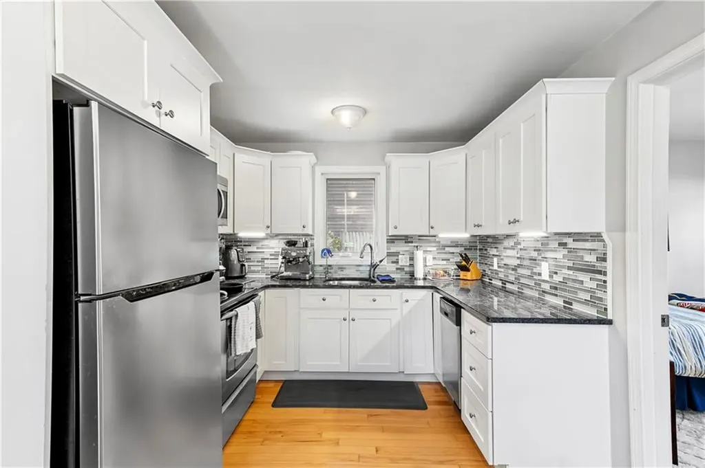 46 Thurston Avenue Newport RI 02840
