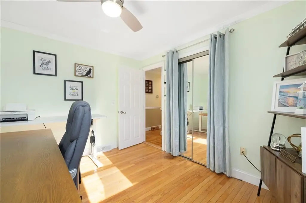 15 Anthony Street Warwick RI 02886