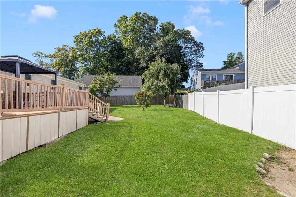 15 Anthony Street Warwick RI 02886
