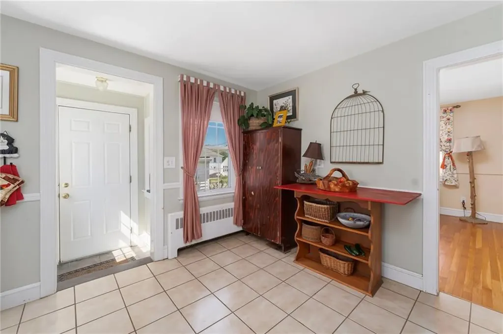 155 Evarts Street Newport RI 02840
