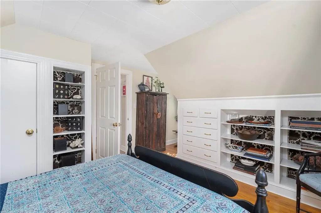 155 Evarts Street Newport RI 02840