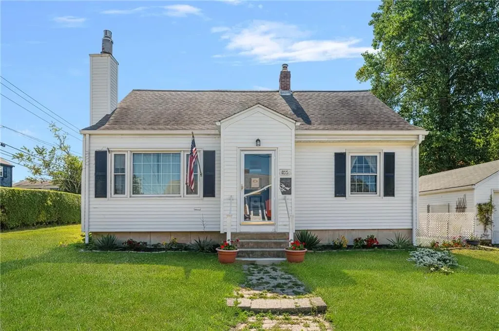 155 Evarts Street Newport RI 02840