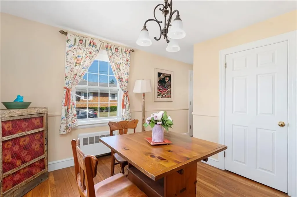 155 Evarts Street Newport RI 02840