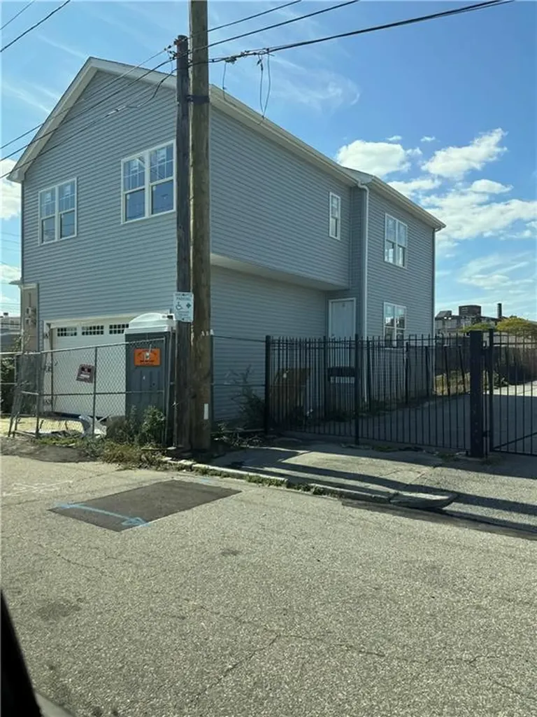 9 Hayward Street Providence RI 02907