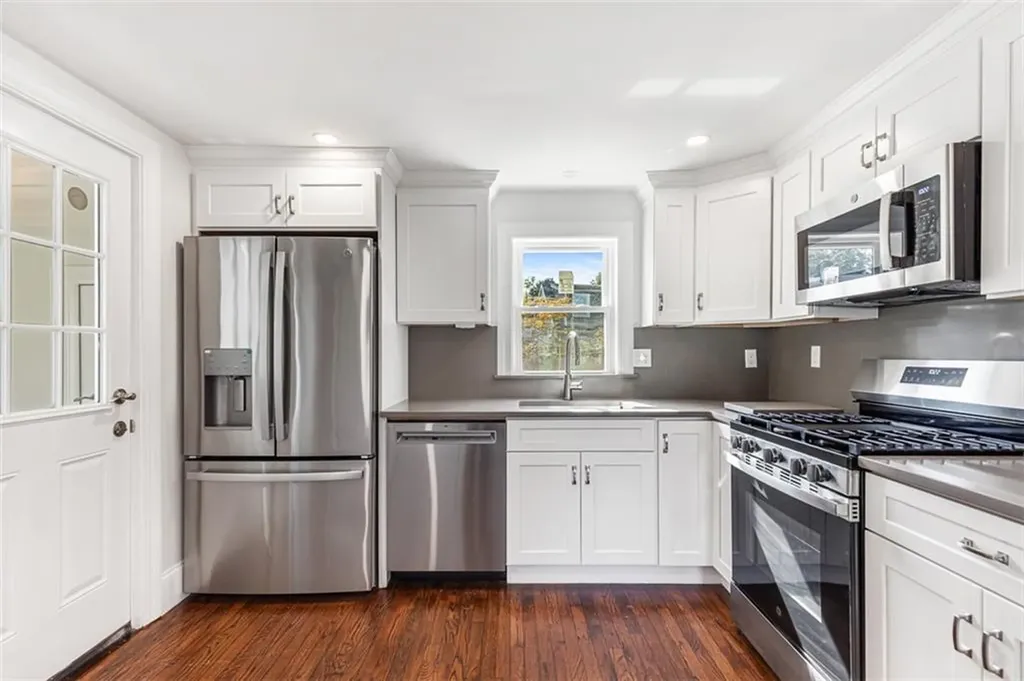 5 Taylor Court Cumberland RI 02864