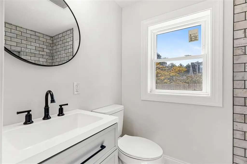 5 Taylor Court Cumberland RI 02864