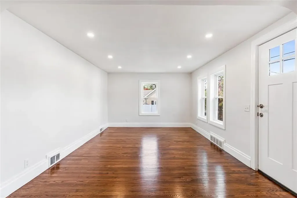 5 Taylor Court Cumberland RI 02864