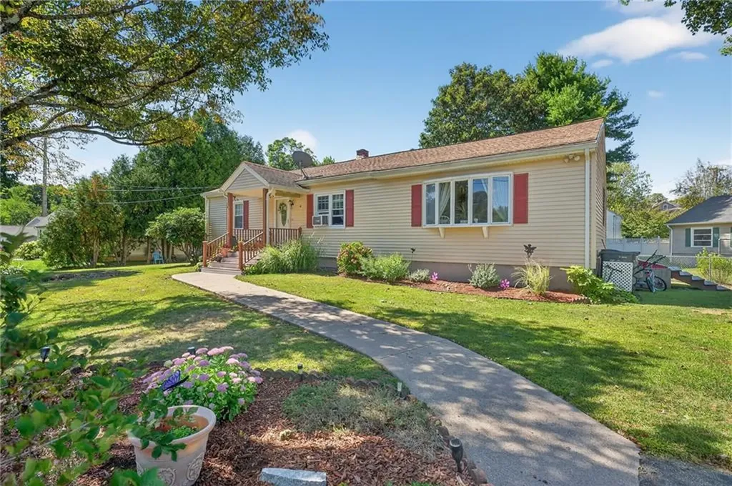 4 North Joseph Street Westerly RI 02891