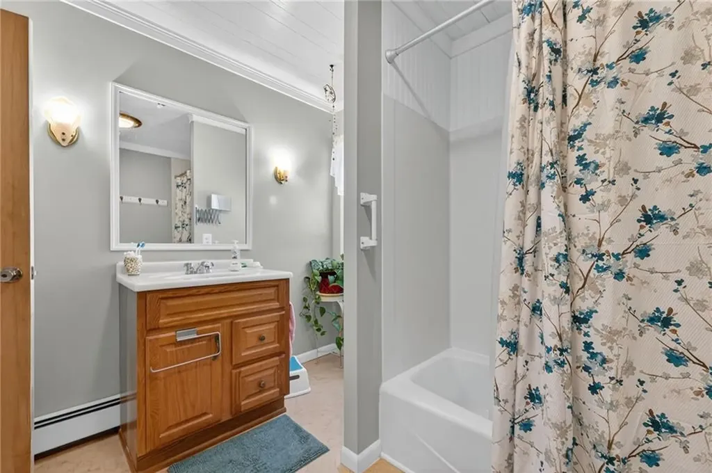 4 North Joseph Street Westerly RI 02891