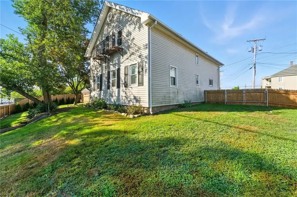 6 Roberts Street West Warwick RI 02893