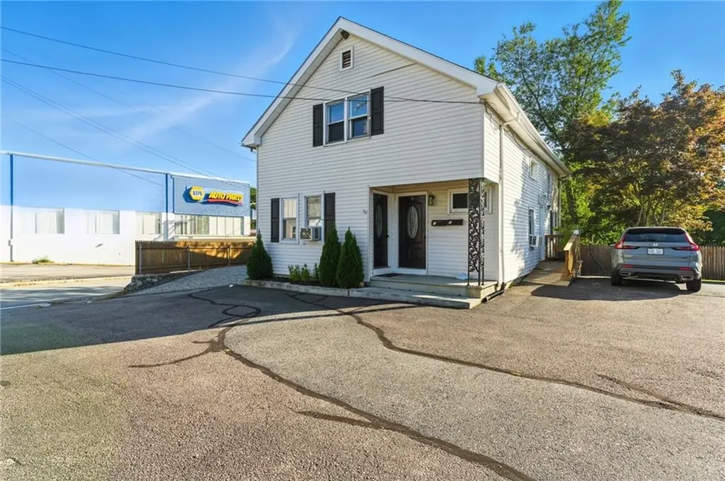 6 Roberts Street West Warwick RI 02893