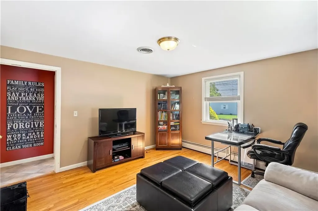 1 Mulberry Lane Lincoln RI 02865