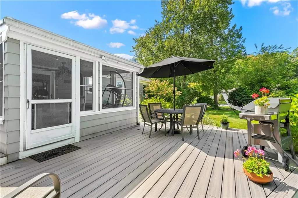 1 Mulberry Lane Lincoln RI 02865