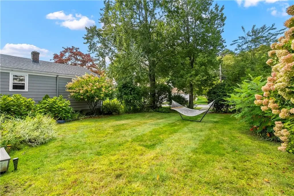 1 Mulberry Lane Lincoln RI 02865