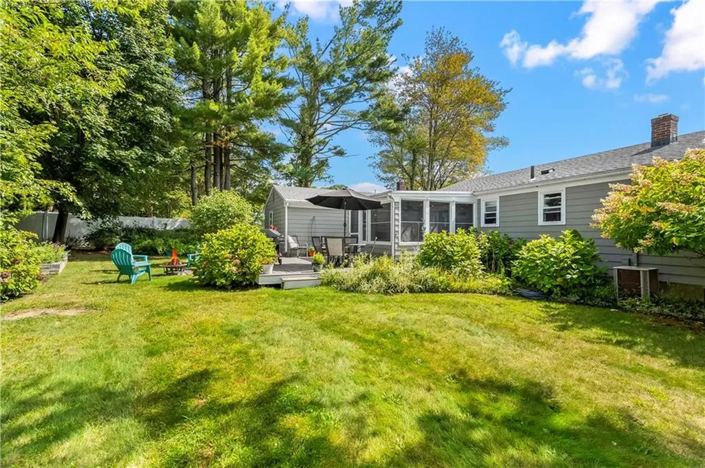 1 Mulberry Lane Lincoln RI 02865