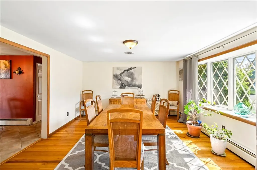 1 Mulberry Lane Lincoln RI 02865