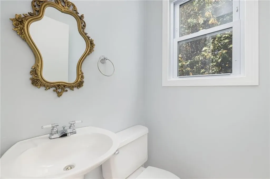42 44 Meadowview Terrace Westerly RI 02891