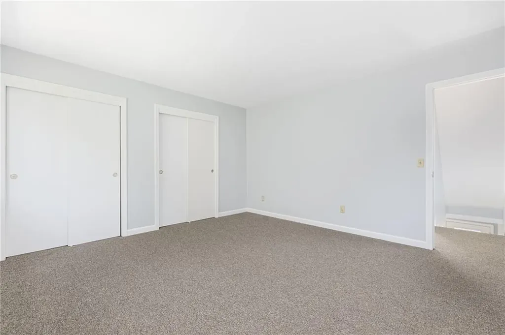 42 44 Meadowview Terrace Westerly RI 02891