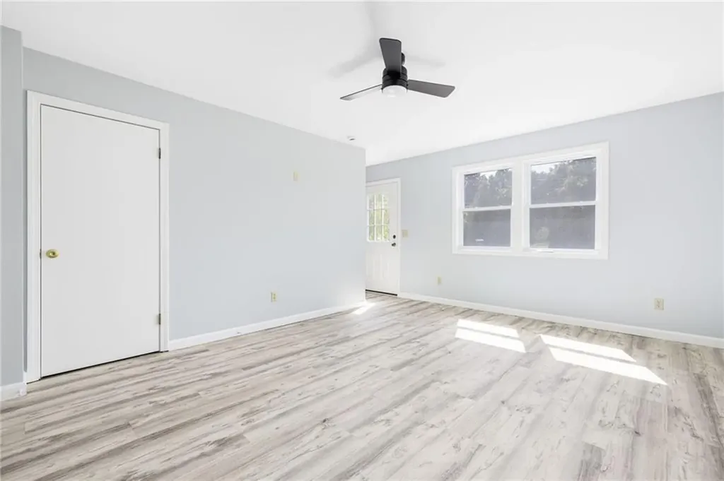 42 44 Meadowview Terrace Westerly RI 02891