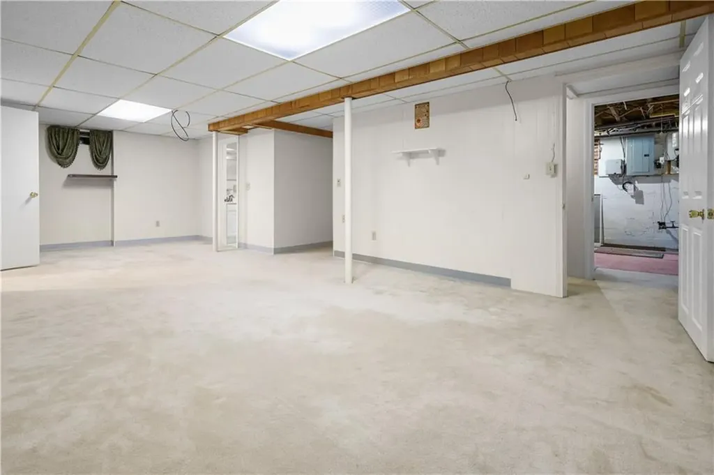 132 Bakers Creek Road Warwick RI 02886