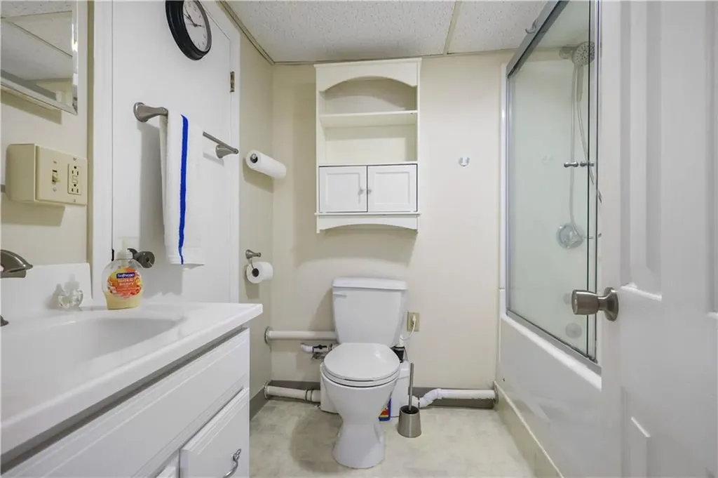 132 Bakers Creek Road Warwick RI 02886