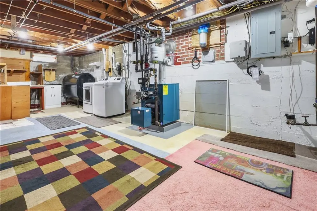 132 Bakers Creek Road Warwick RI 02886